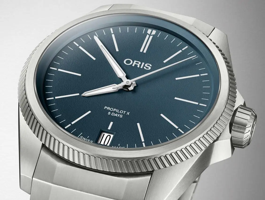 Nowa, odświeżona kolorystycznie seria zegarków Oris ProPilot X Calibre 400