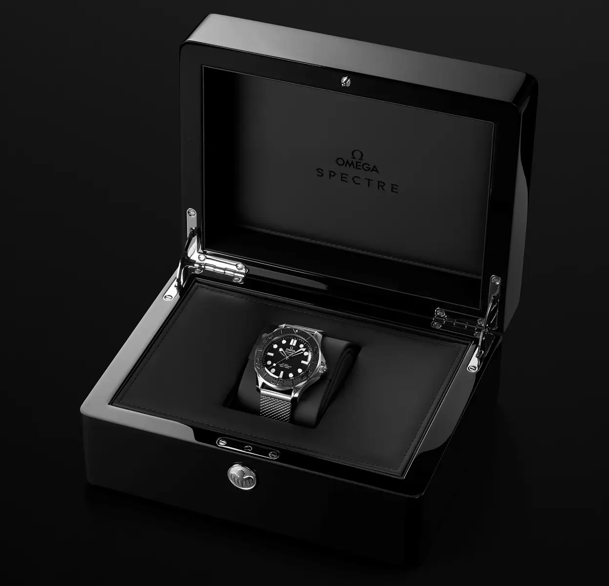 Omega Seamaster Diver 300M James Bond & Spectre