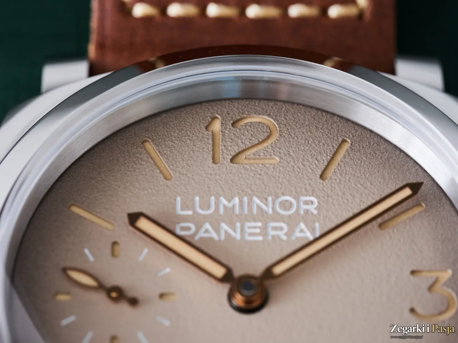 Recenzja Panerai Luminor Tropical PAM01735