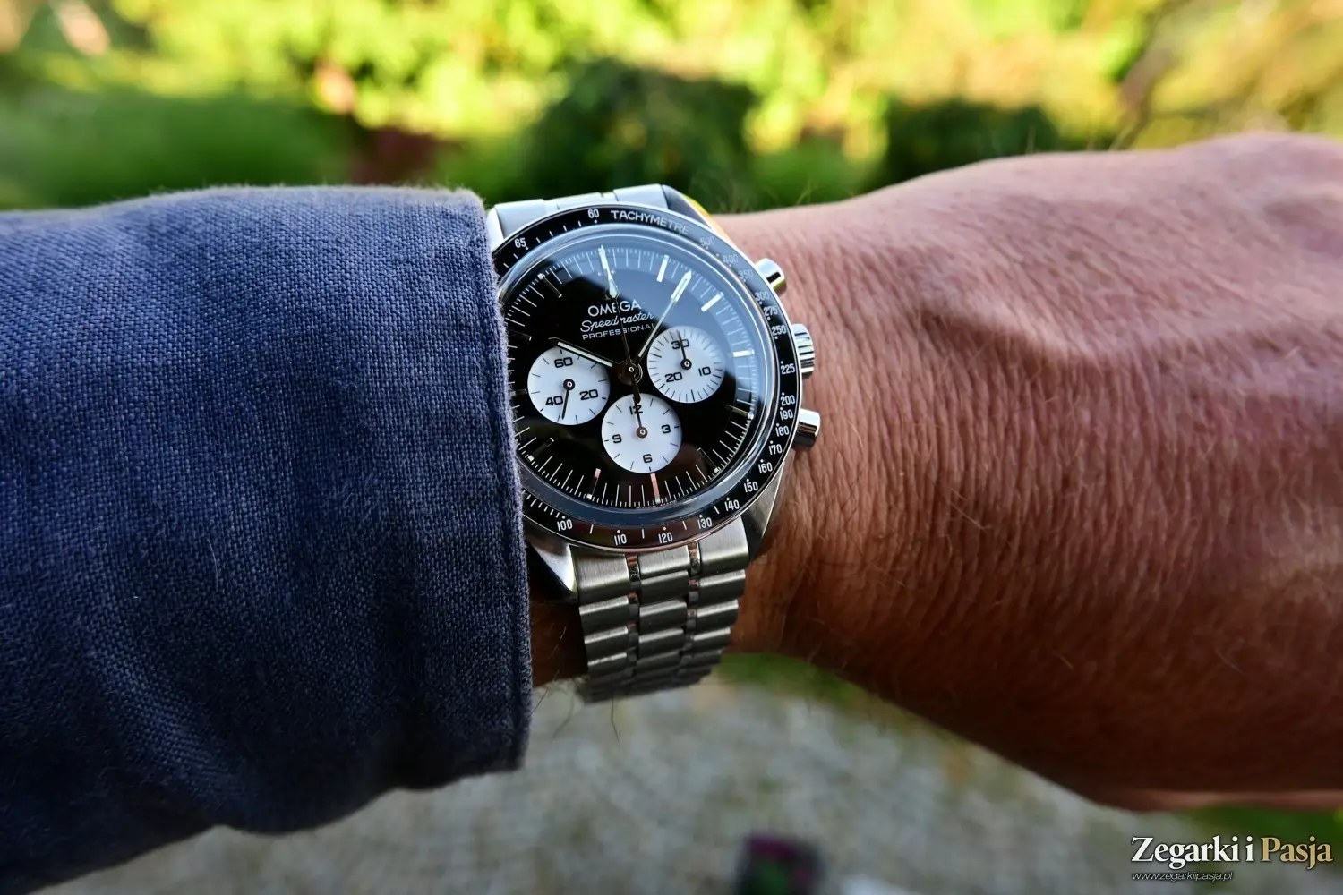 Recenzja Omega Speedmaster Moonwatch “Panda Dial” 310.30.42.50.01.004
