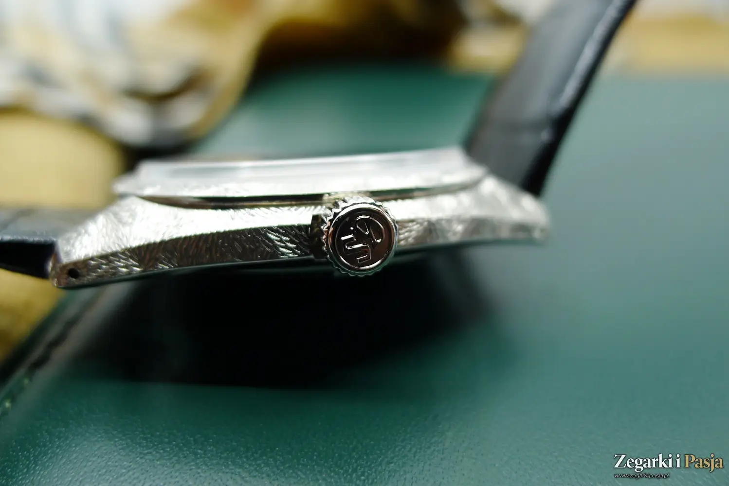 Grand Seiko „Mystic Waterfall" SBGZ01