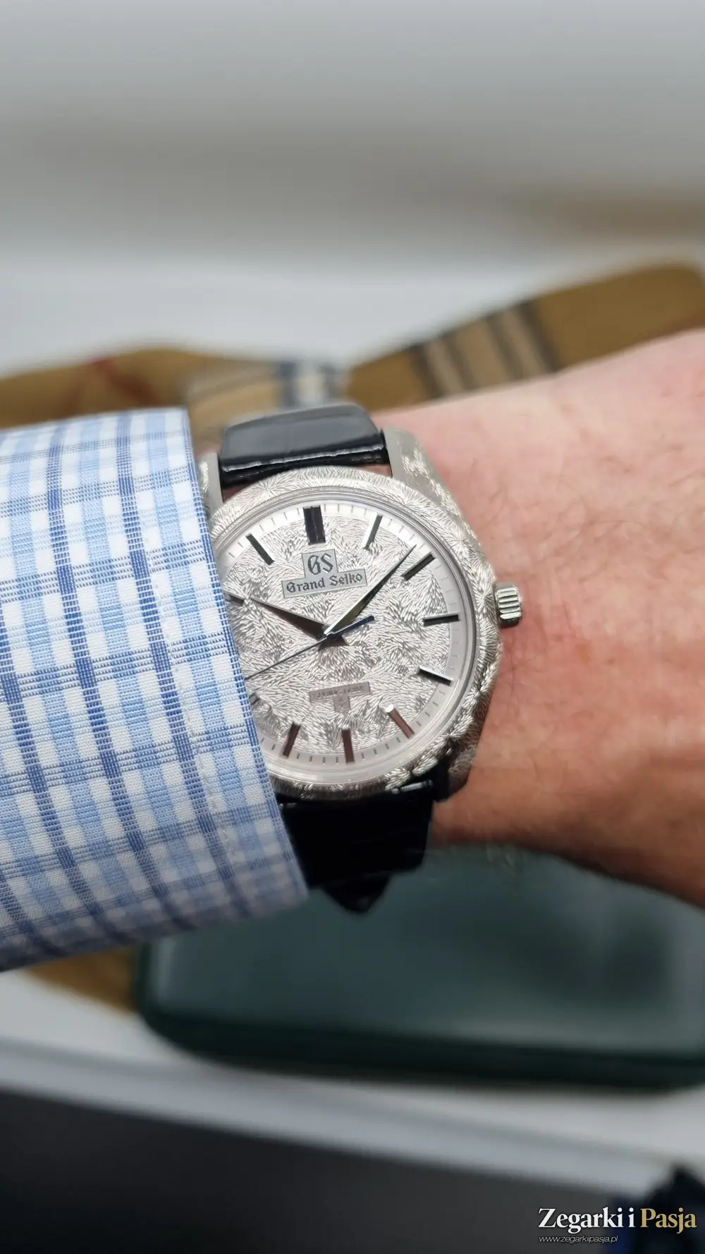 Grand Seiko „Mystic Waterfall" SBGZ01
