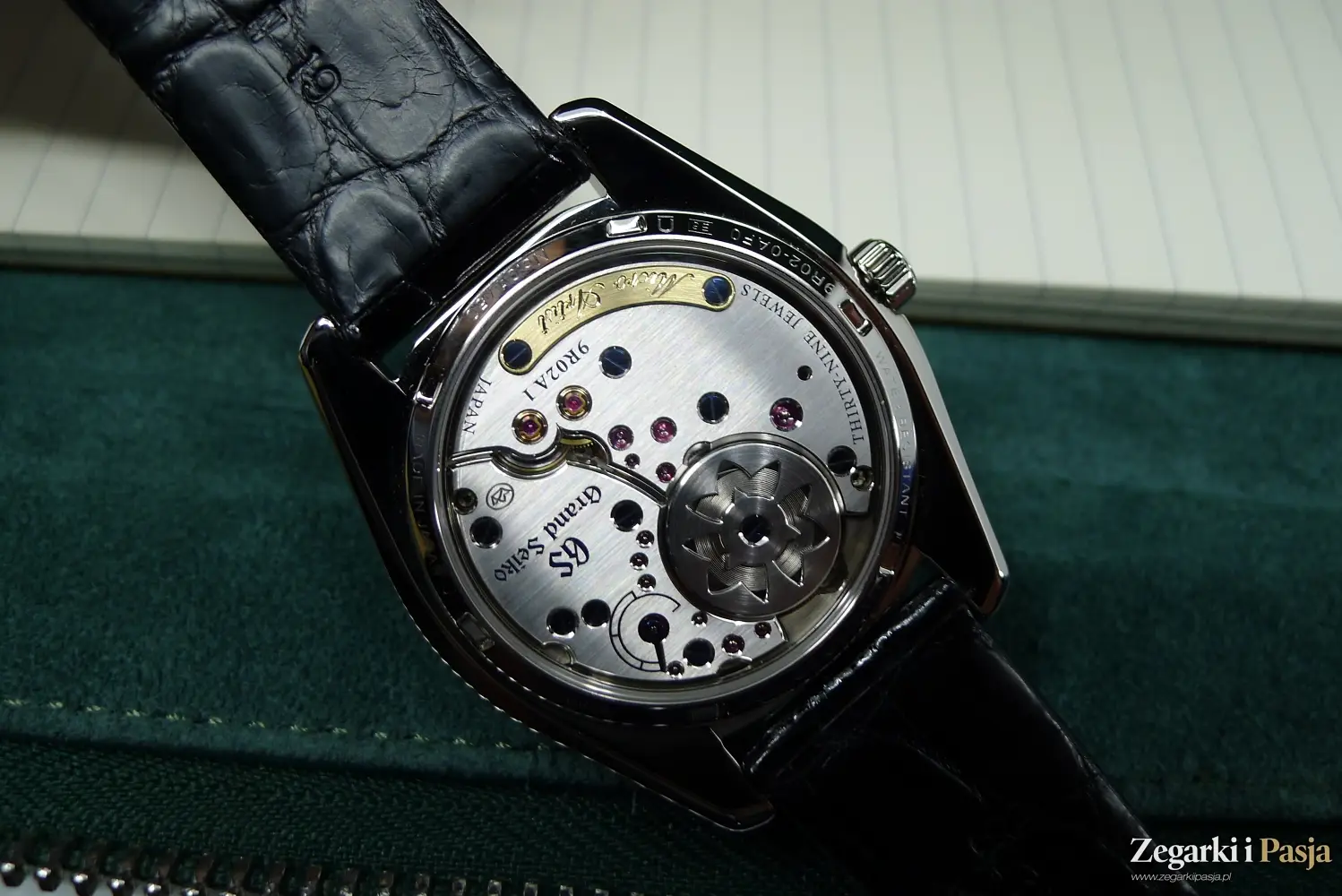 Grand Seiko „Mystic Waterfall" SBGZ01