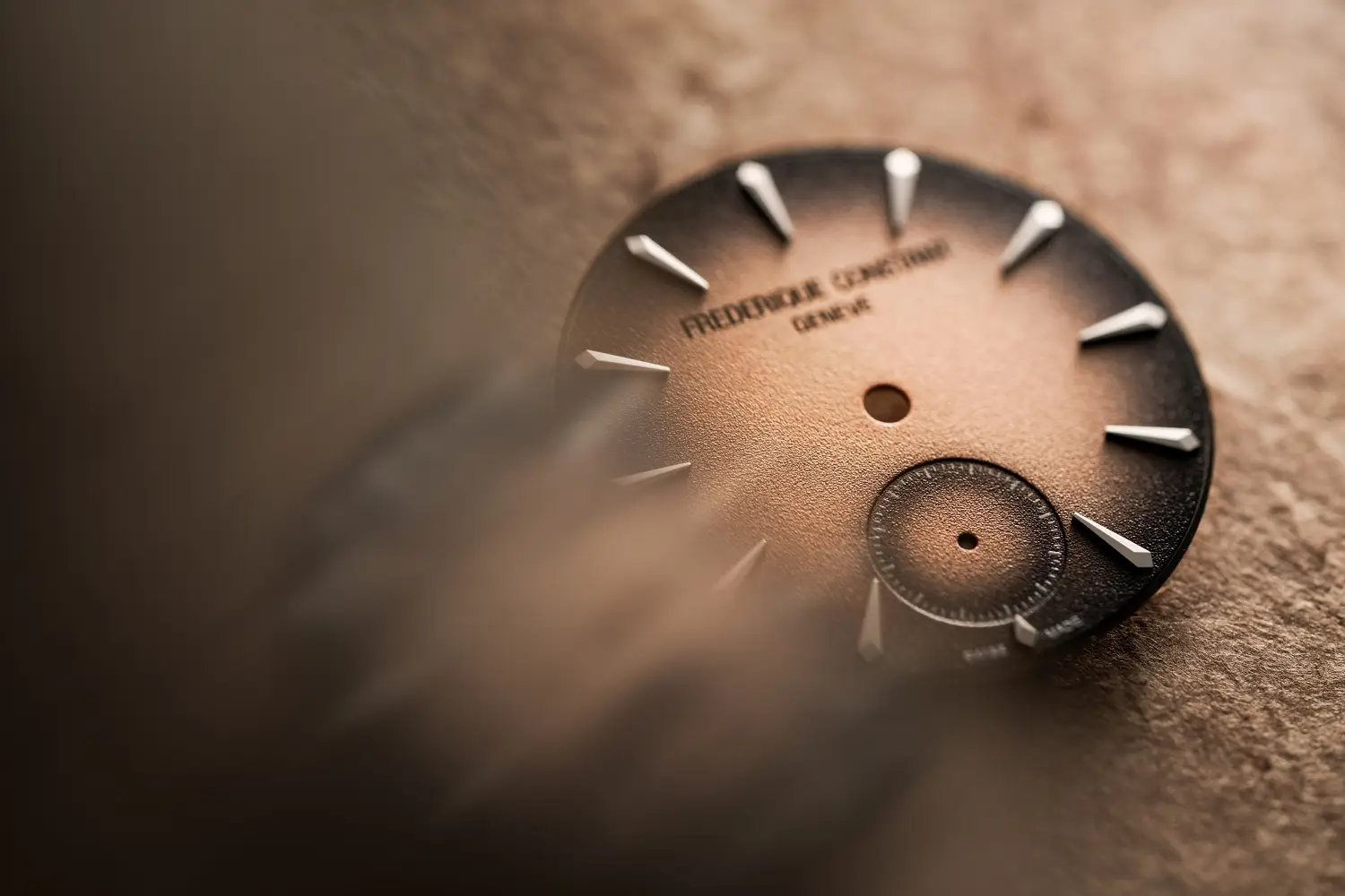 Frederique Constant Classics Moneta Handwinding