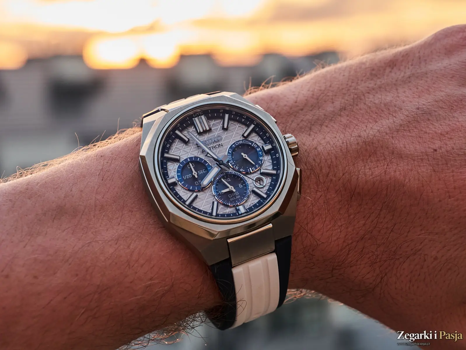Recenzja: Seiko Astron GPS Solar Dual-Time Chronograph HAB004