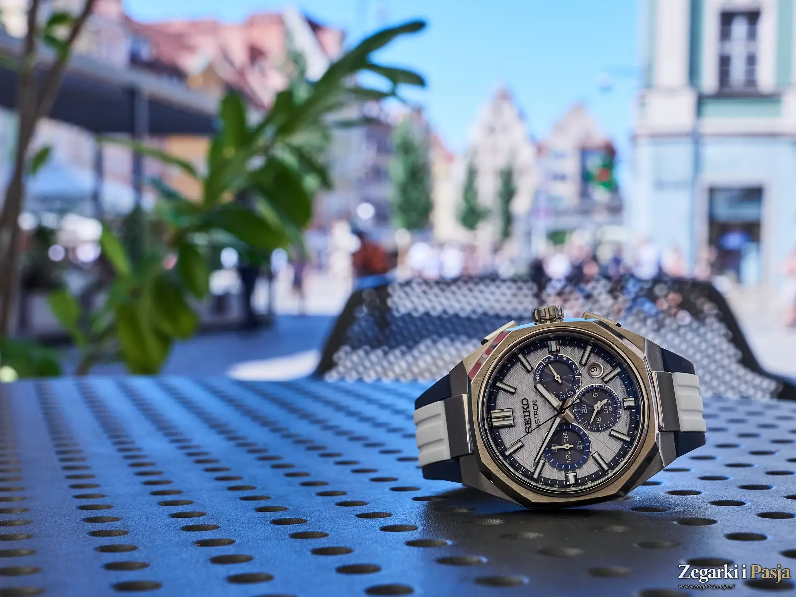 Recenzja: Seiko Astron GPS Solar Dual-Time Chronograph HAB004