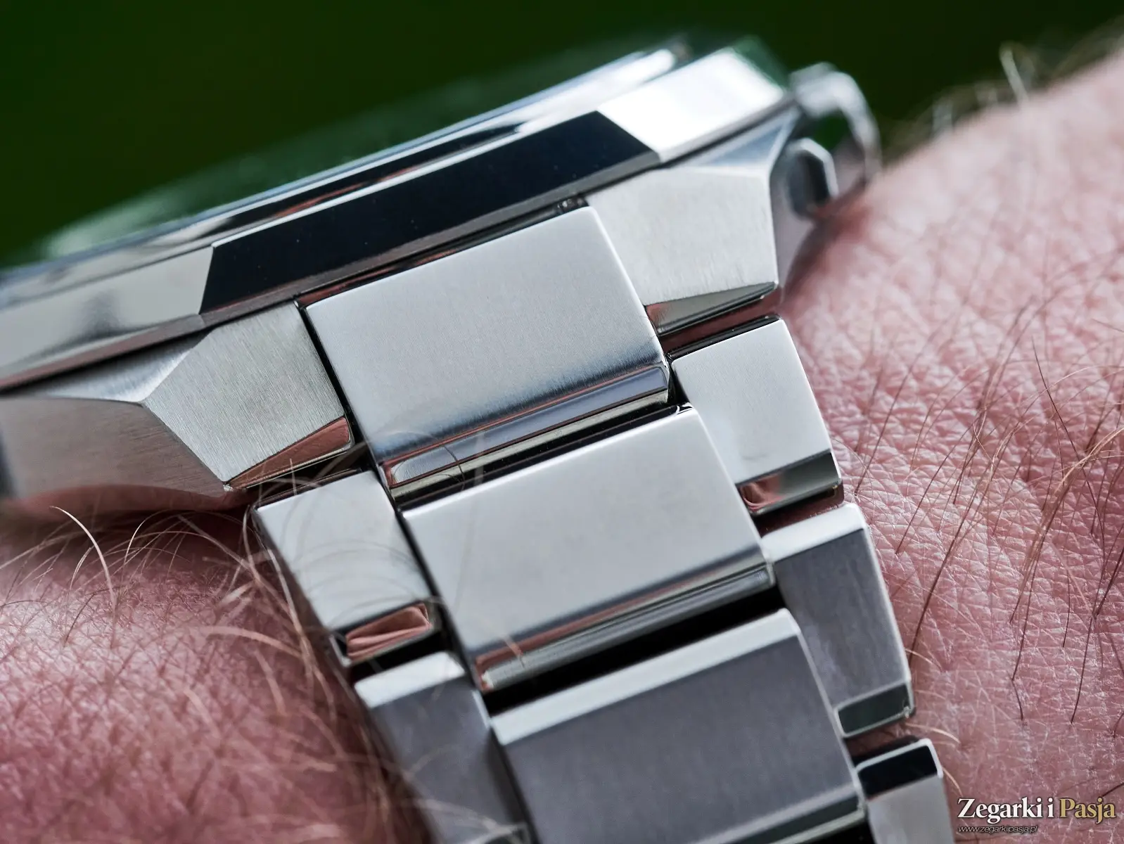 Recenzja: Seiko Astron GPS Solar Dual-Time Chronograph HAB004