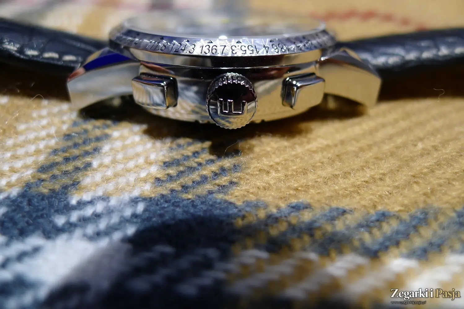 Eberhard & Co. Chronograph Tazio Nuvolari i Tazio Nuvolari Gold Car Collection
