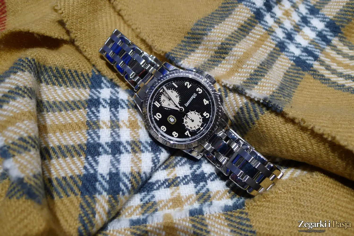 Eberhard & Co. Chronograph Tazio Nuvolari i Tazio Nuvolari Gold Car Collection