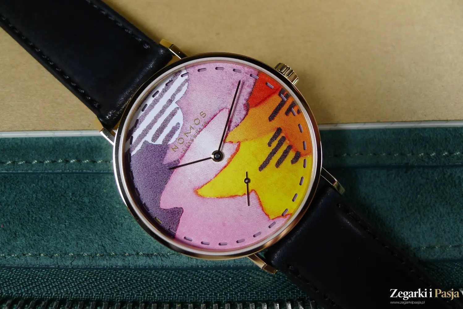 Nomos Twice Unique