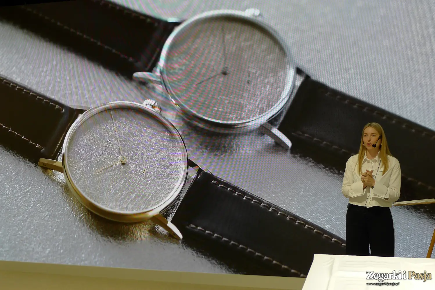 Nomos Twice Unique