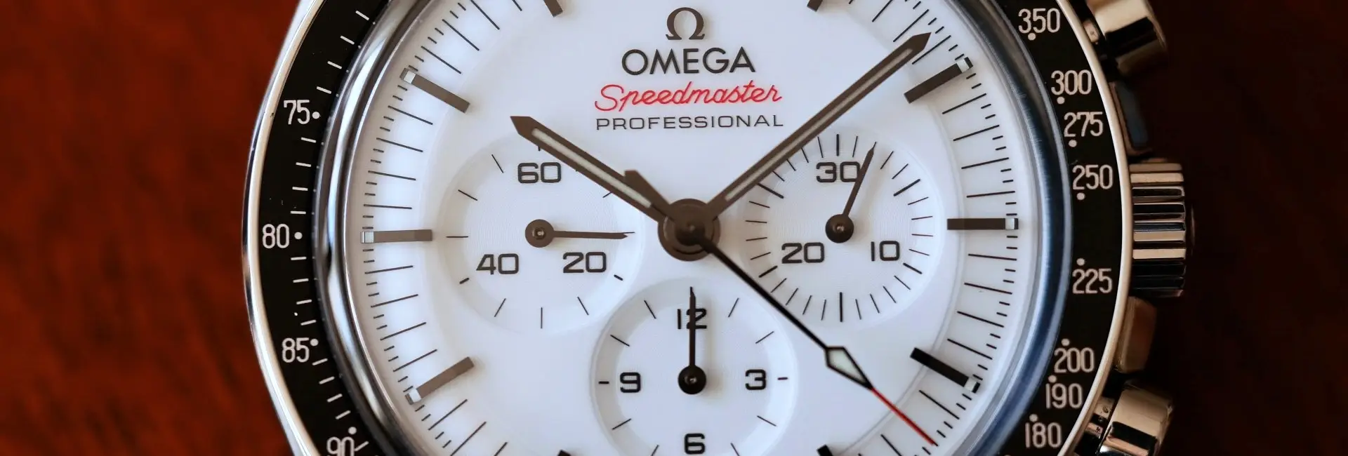 Wideo recenzja Omegi Speedmaster Professional „White Dial”