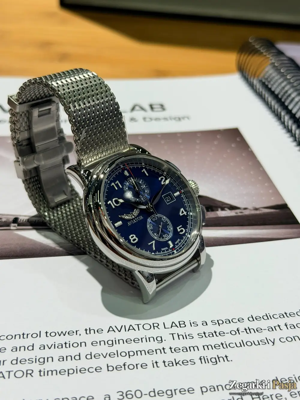 Aviator Swiss Made Douglas DC3 Chronograph Quartz