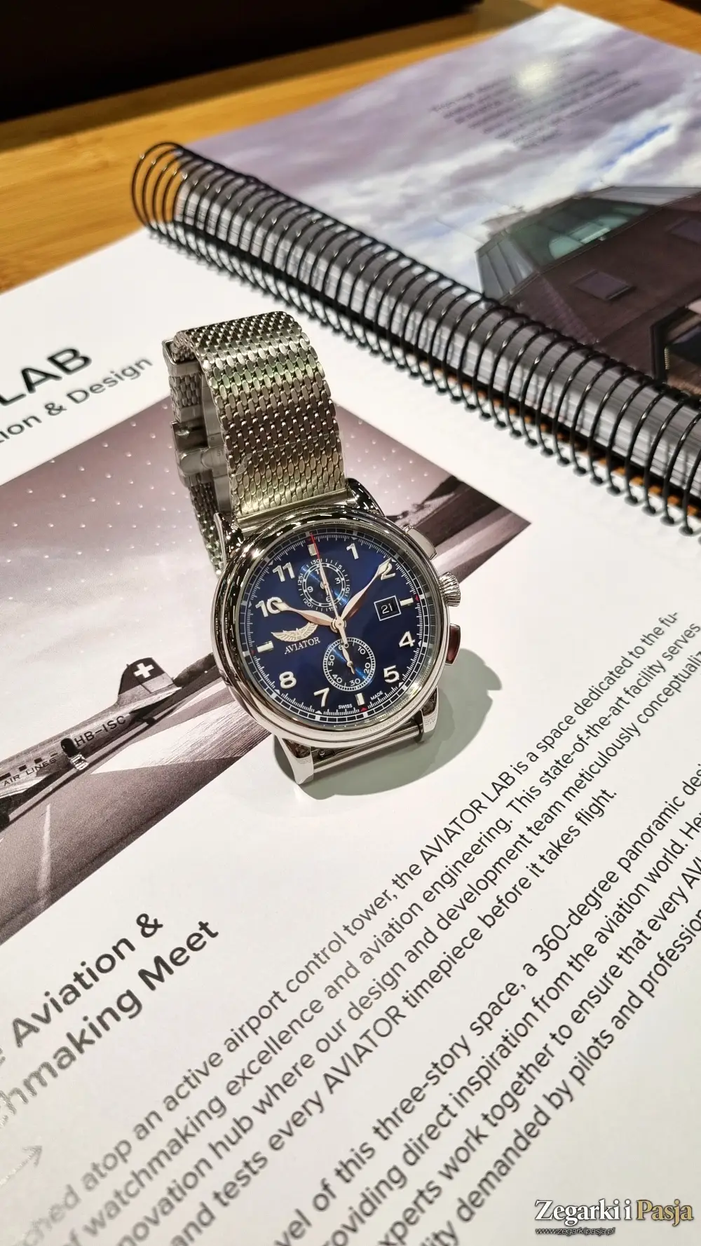 Aviator Swiss Made Douglas DC3 Chronograph Quartz