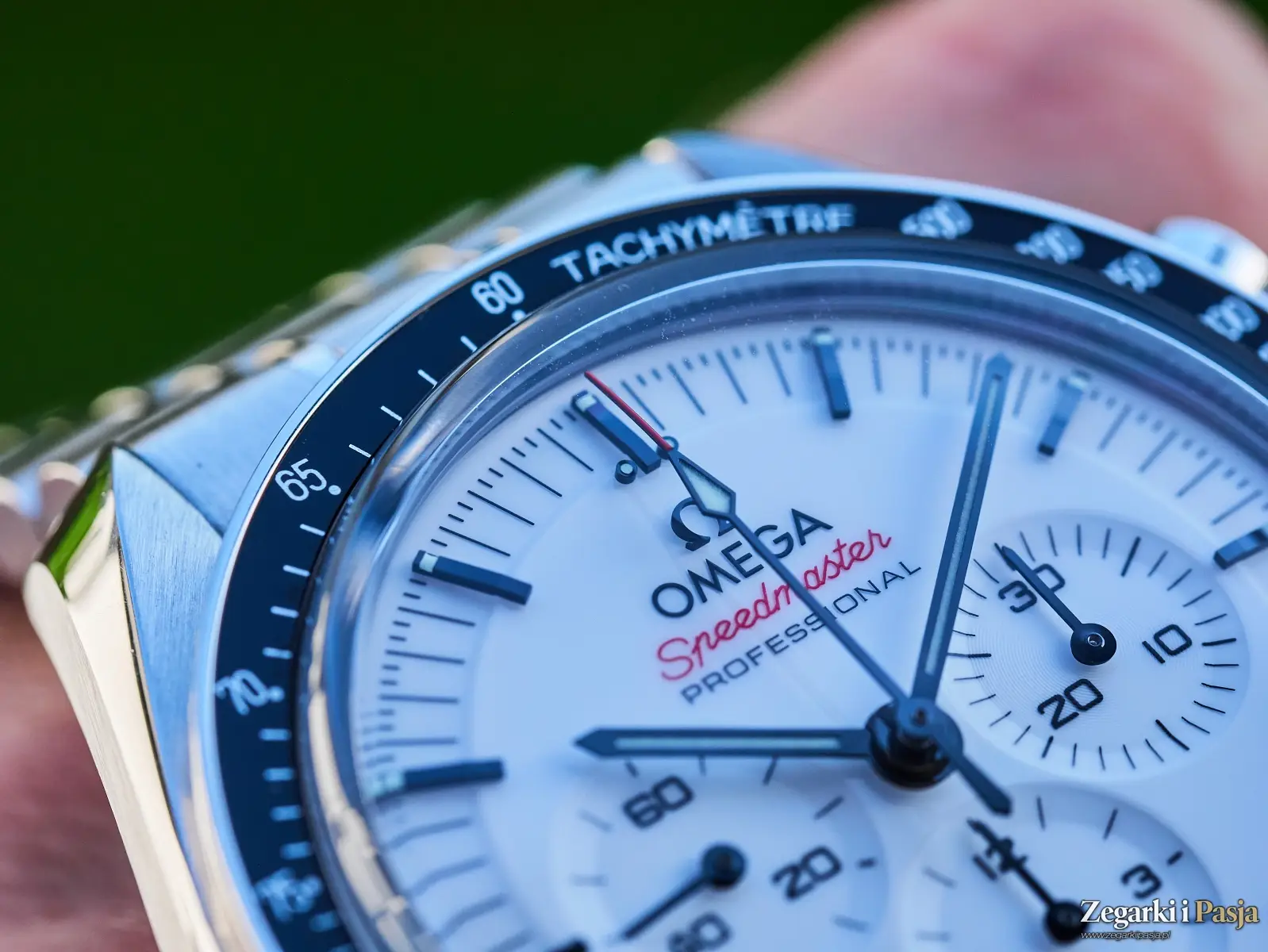 Recenzja Omegi Speedmaster Professional „White Dial”