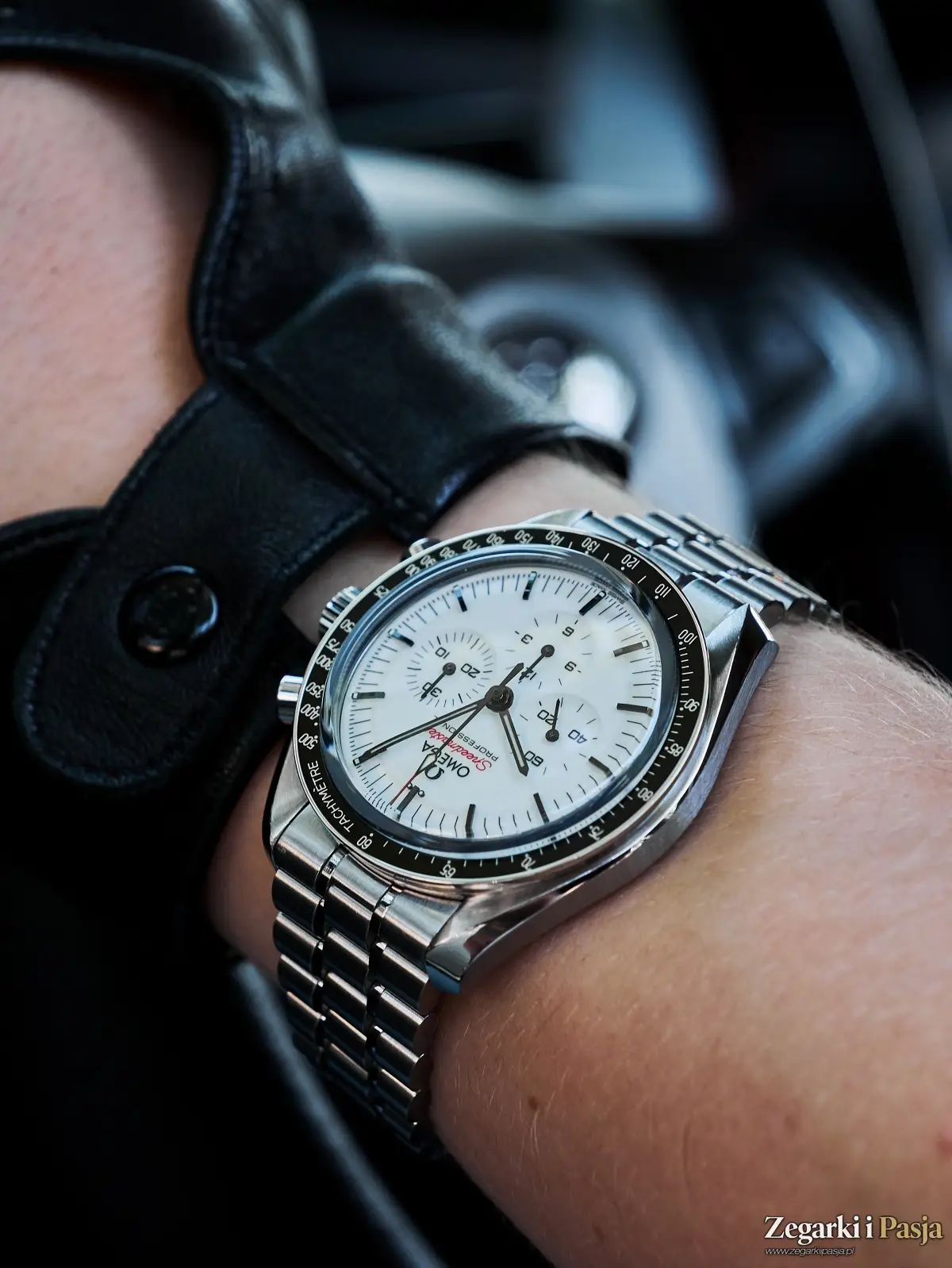 Recenzja Omegi Speedmaster Professional „White Dial”