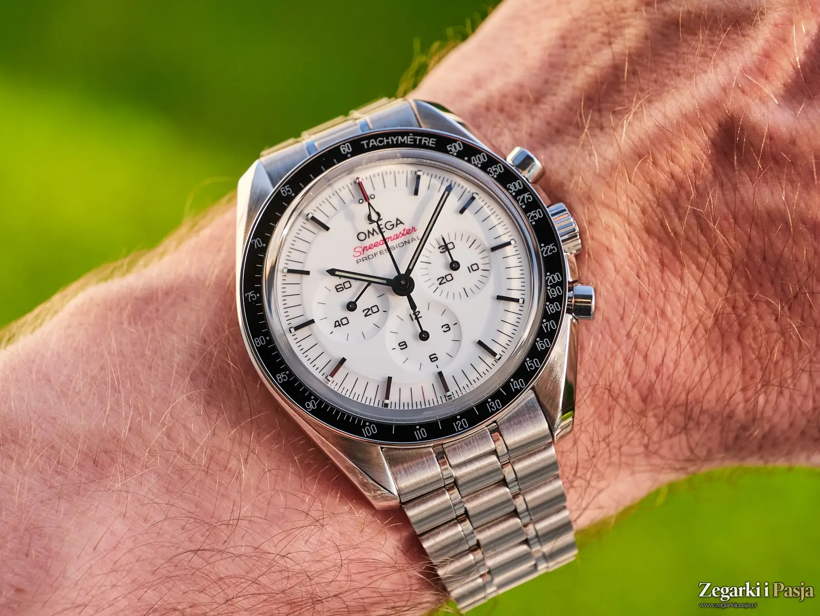 Recenzja Omegi Speedmaster Professional „White Dial”