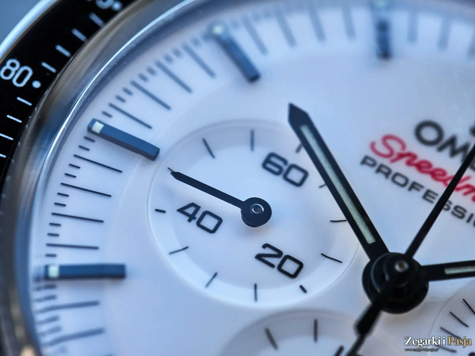 Recenzja Omegi Speedmaster Professional „White Dial”