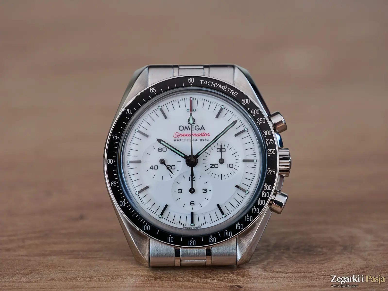 Recenzja Omegi Speedmaster Professional „White Dial”