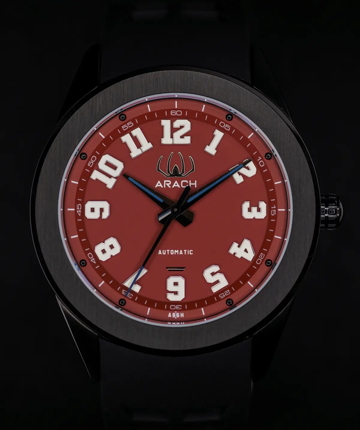 Arach Watches. Polska marka i strach, który stał się inspiracją