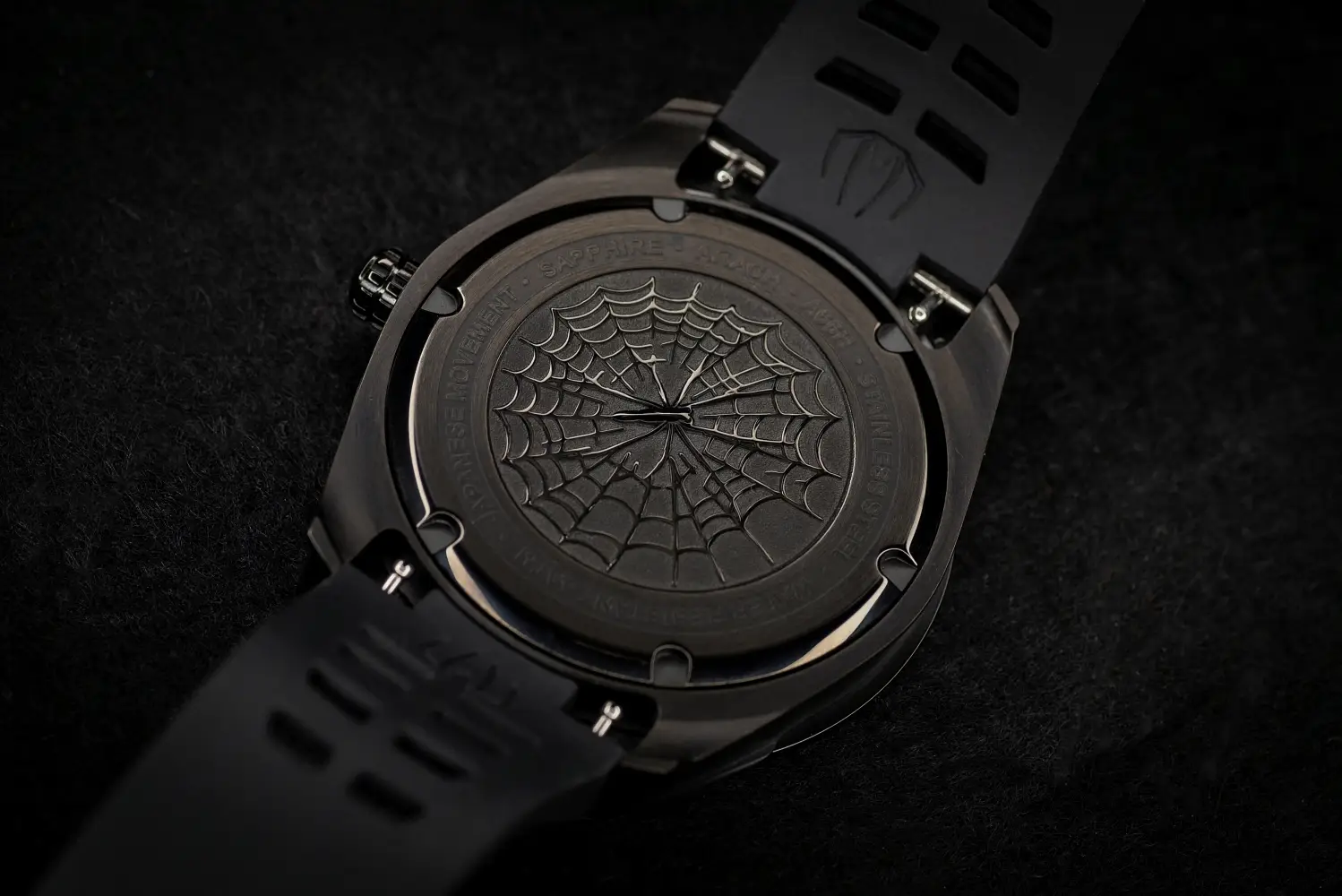 Arach Watches. Polska marka i strach, który stał się inspiracją