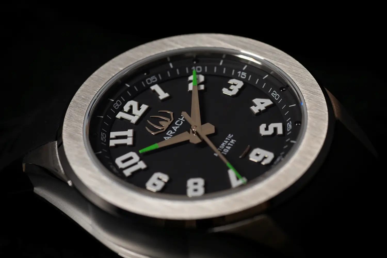 Arach Watches. Polska marka i strach, który stał się inspiracją