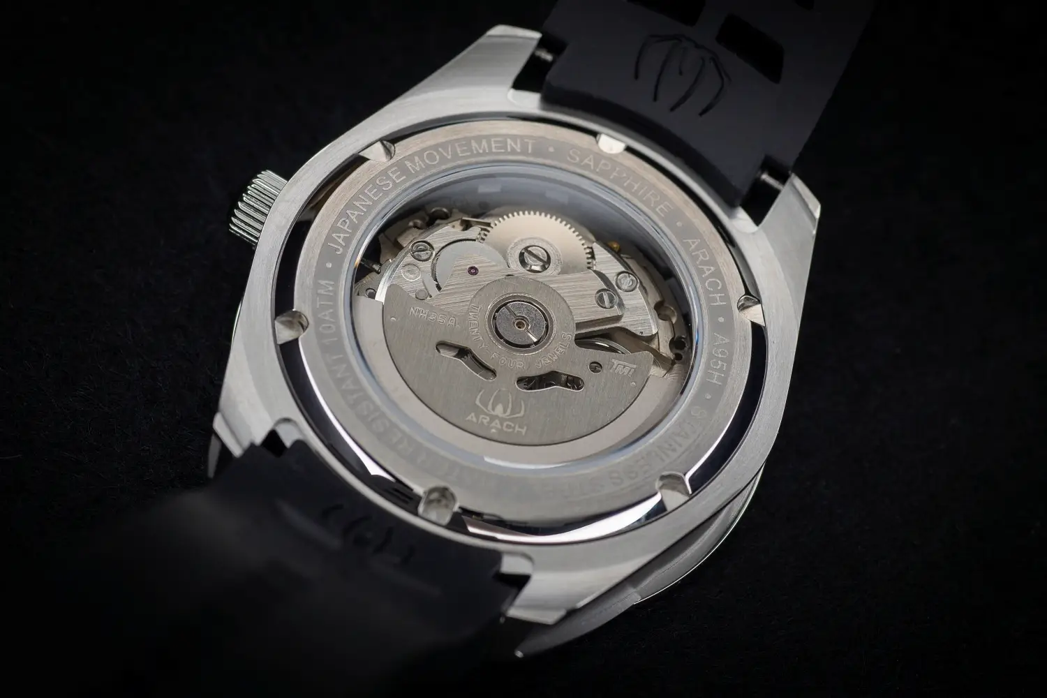 Arach Watches. Polska marka i strach, który stał się inspiracją