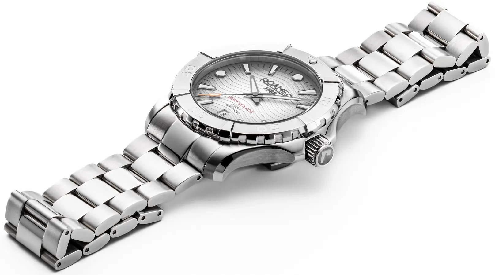 Roamer Deep Sea 200 i Deep Sea Automatic. Dwa oblicza głębi oceanu