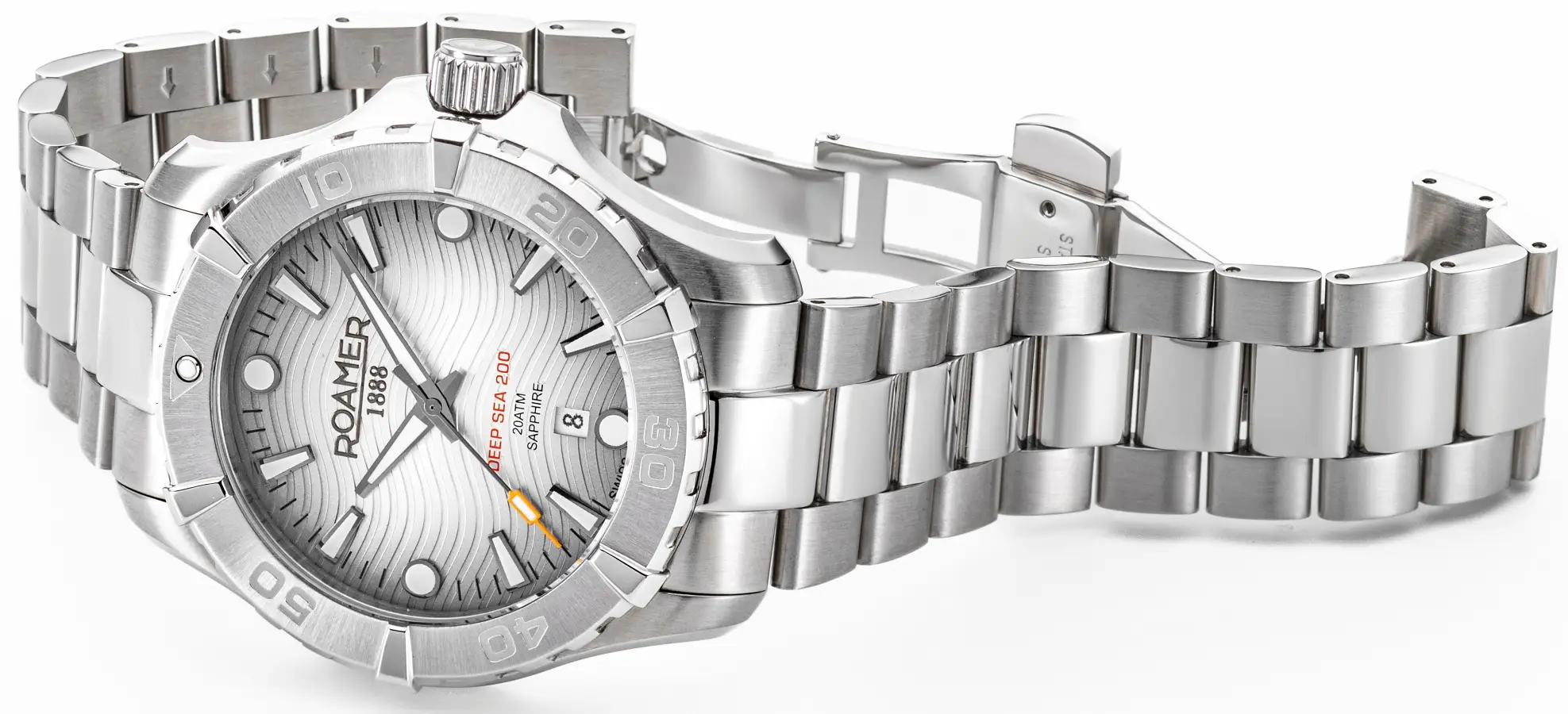 Roamer Deep Sea 200 i Deep Sea Automatic. Dwa oblicza głębi oceanu