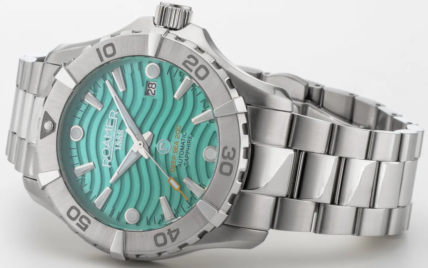 Roamer Deep Sea 200 i Deep Sea Automatic. Dwa oblicza głębi oceanu