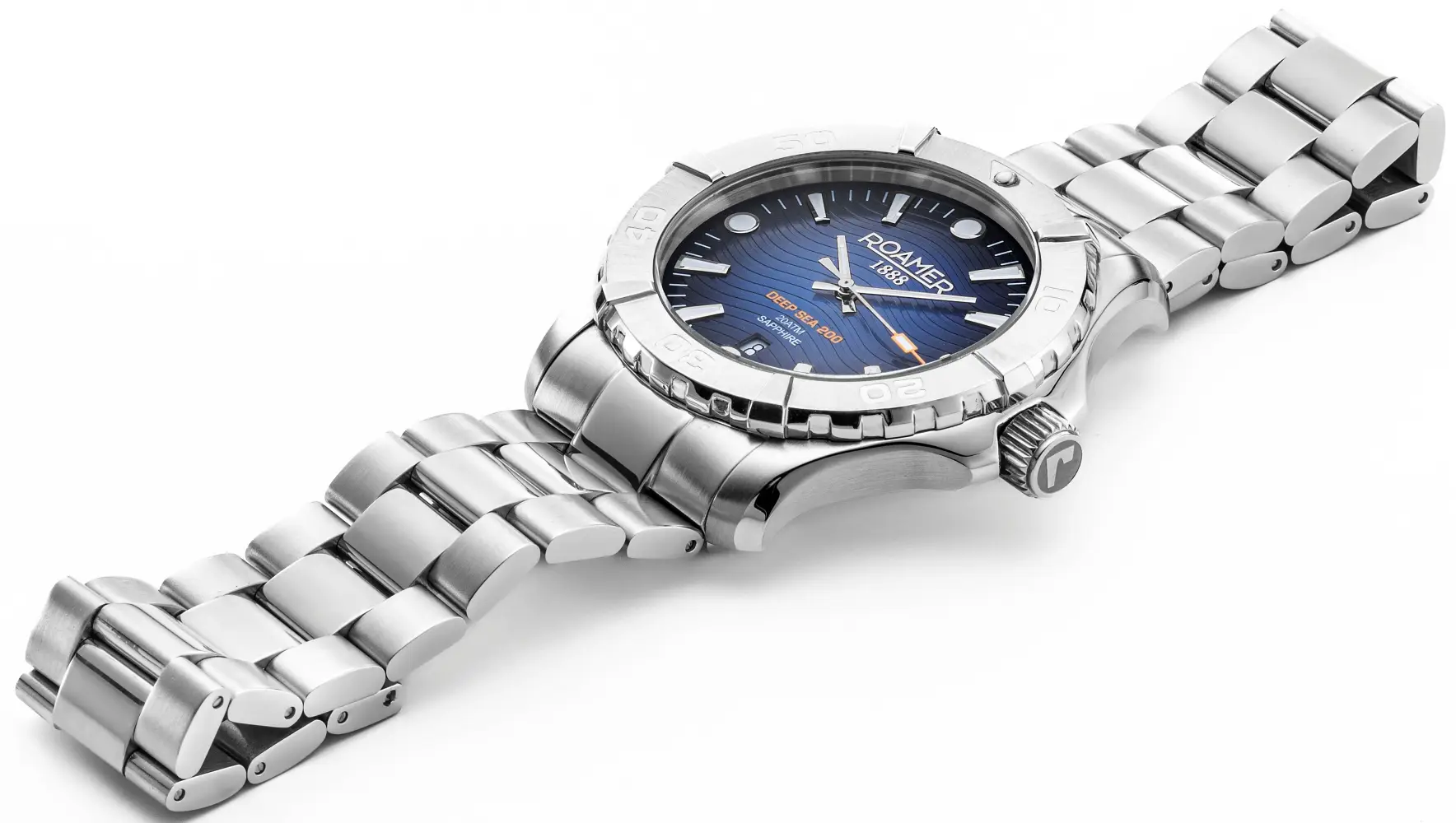 Roamer Deep Sea 200 i Deep Sea Automatic. Dwa oblicza głębi oceanu
