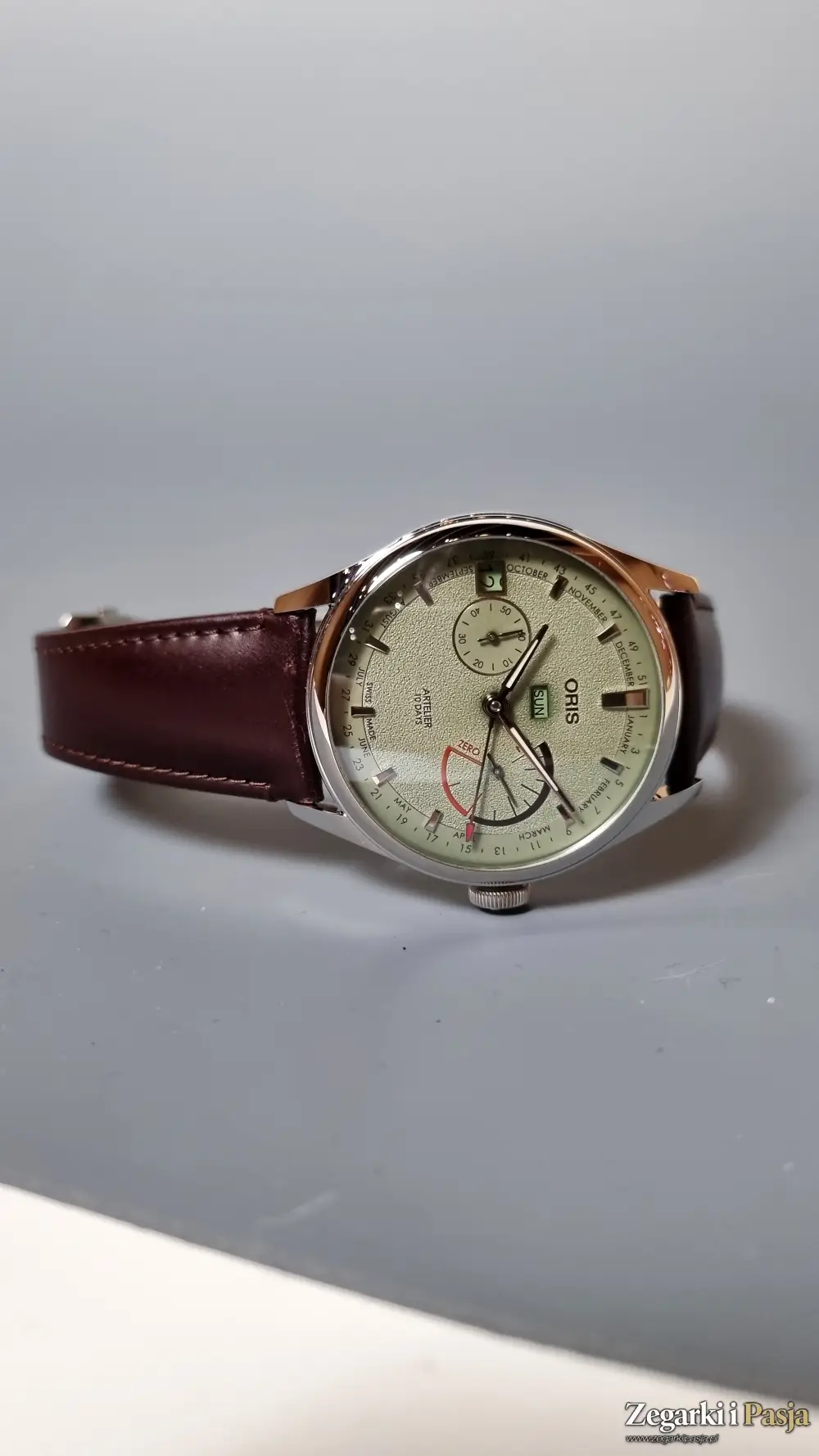 Oris Artelier Calibre 113. Mechanizm „in-house” i kalendarz biznesowy