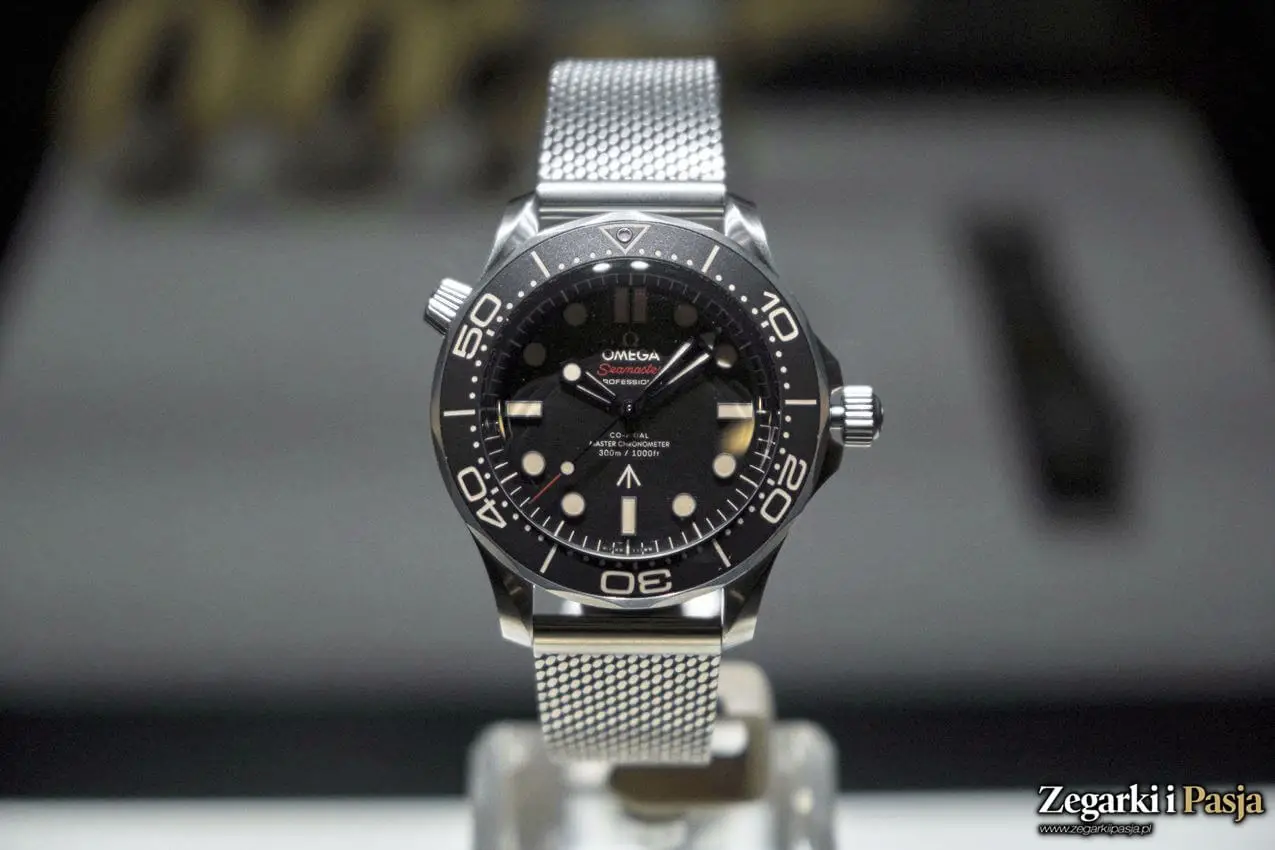 Początek szpiegowskiej drogi: Omega Seamaster Diver 300M Chronograph 007 First Light