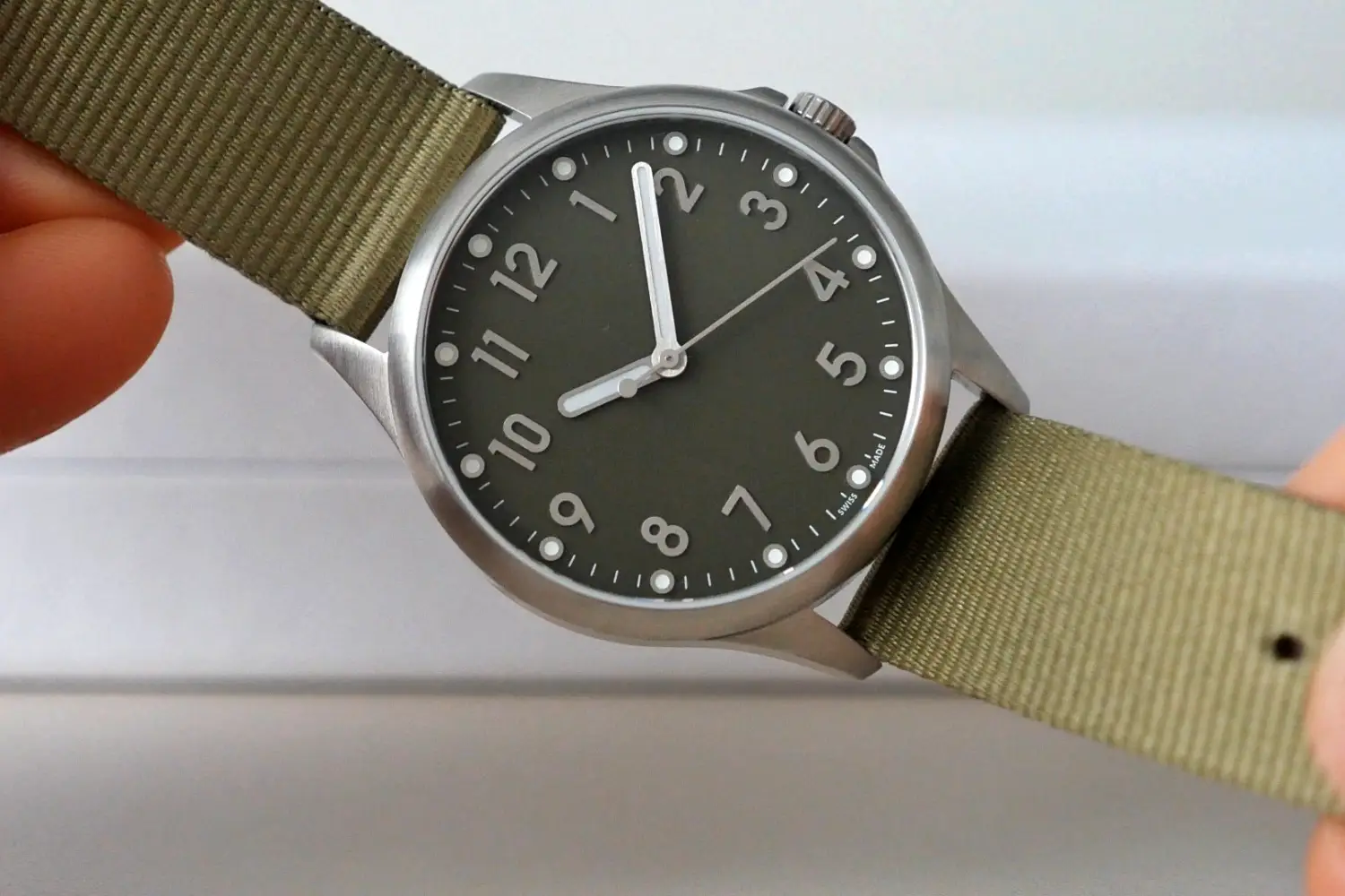 Wideo recenzja Mudita Radiant. Zegarek polowy dla wyznających zasadę JOMO
