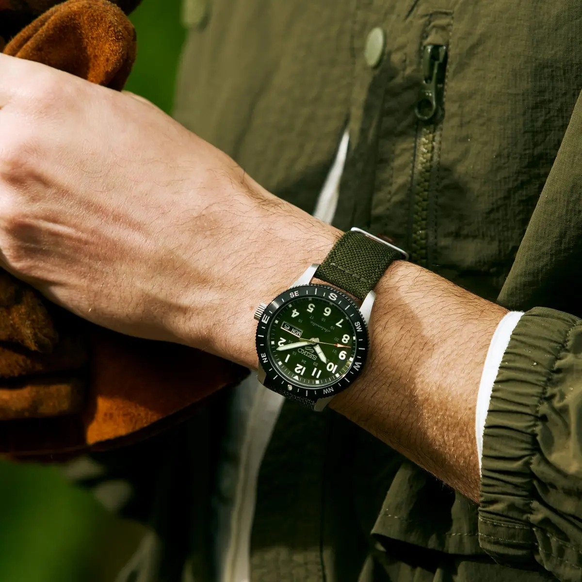 Seiko 5 Sports Field