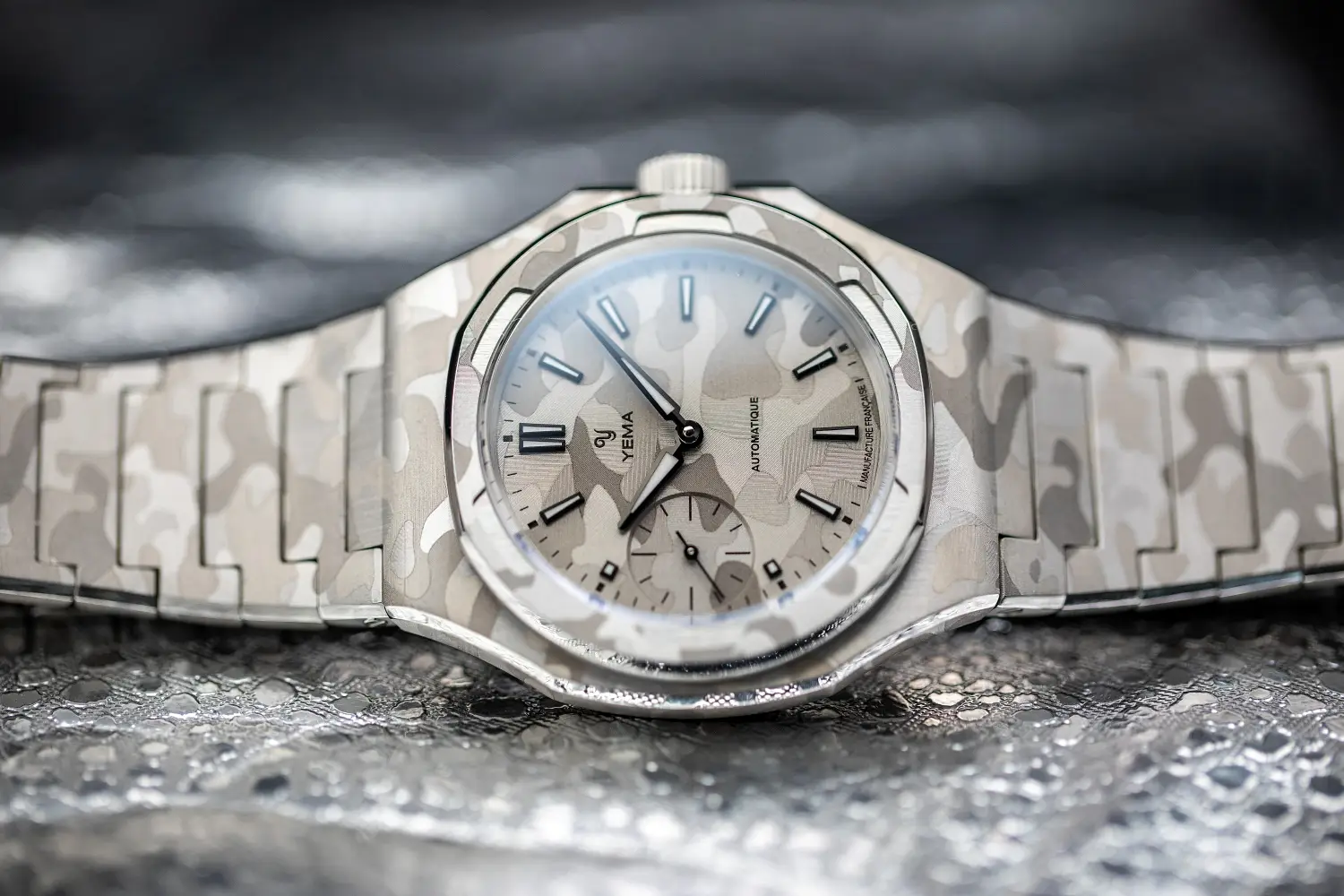Yema. Francuskie zegarki, Superman i mechanizmy „in-house” 