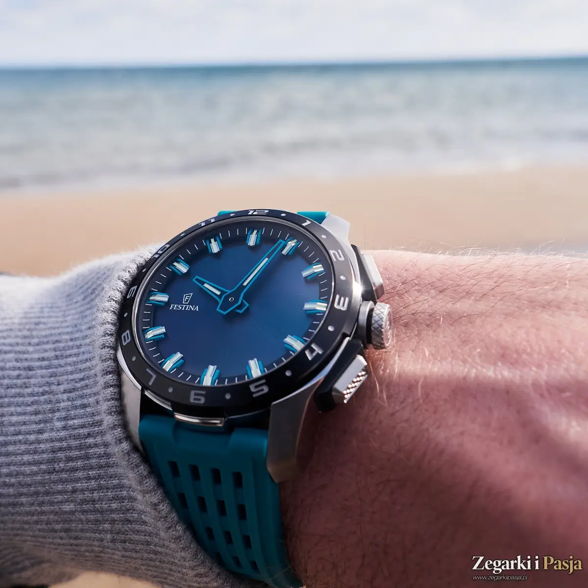 Testujemy: Festina Connected Full D. Hybrydowy zegarek na granicy światów