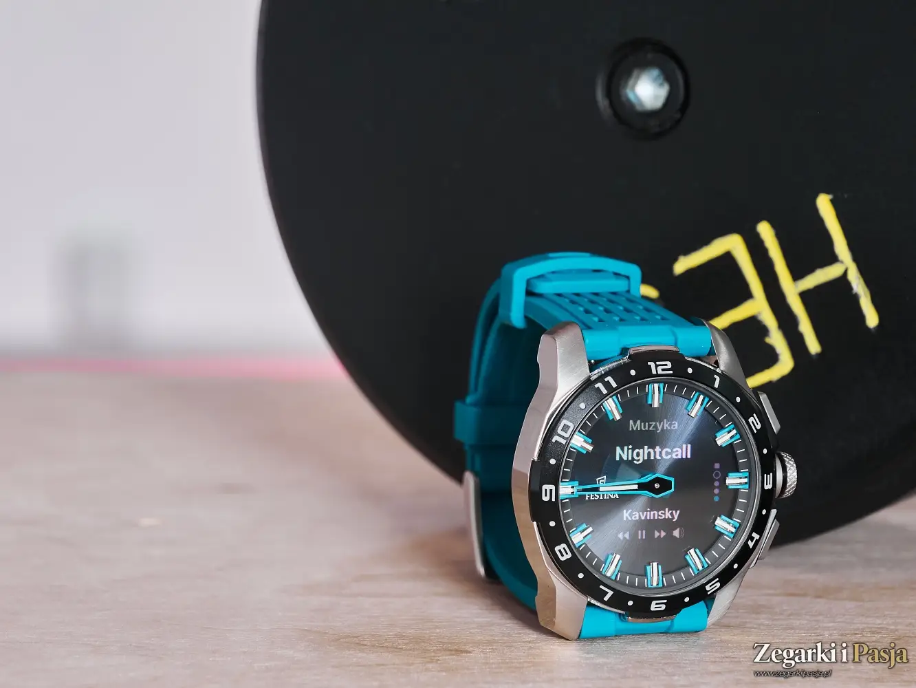 Testujemy: Festina Connected Full D. Hybrydowy zegarek na granicy światów