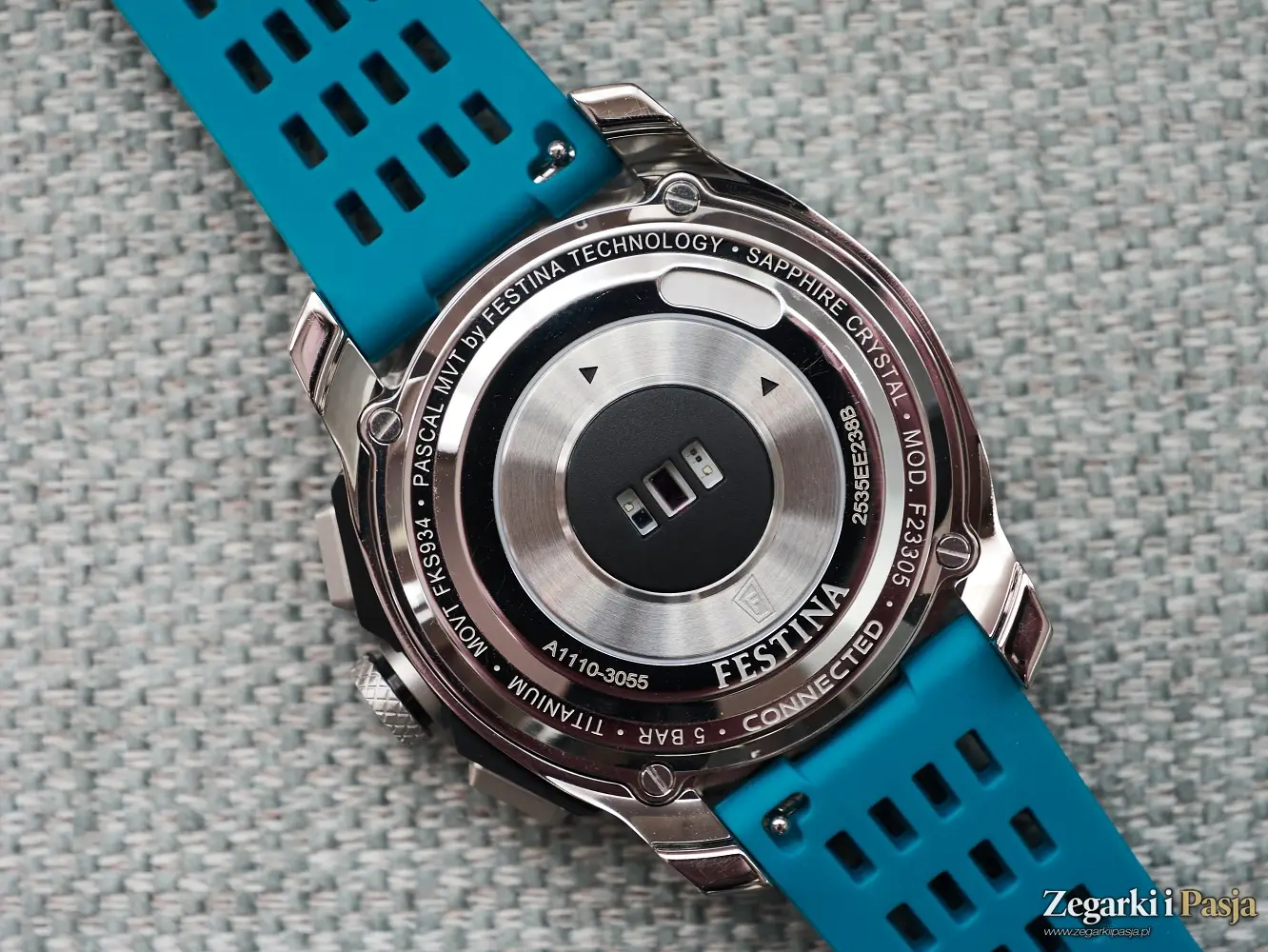 Testujemy: Festina Connected Full D. Hybrydowy zegarek na granicy światów