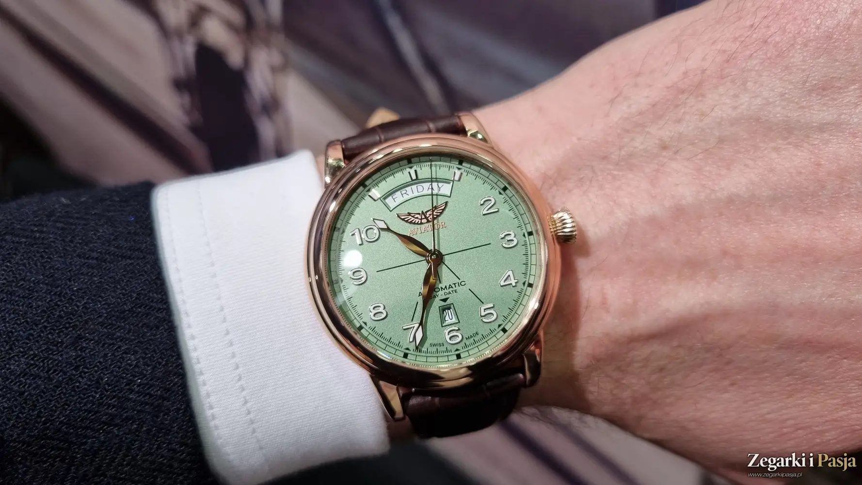 Aviator Swiss Made Douglas Day-Date 45
