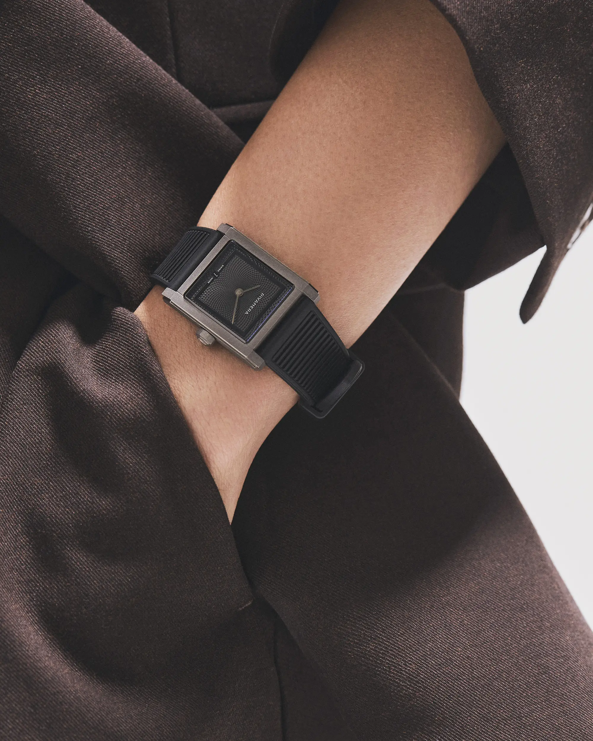 Echo/Neutra. Mariaż włoskiej szkoły designu z inżynierią lotniczą 