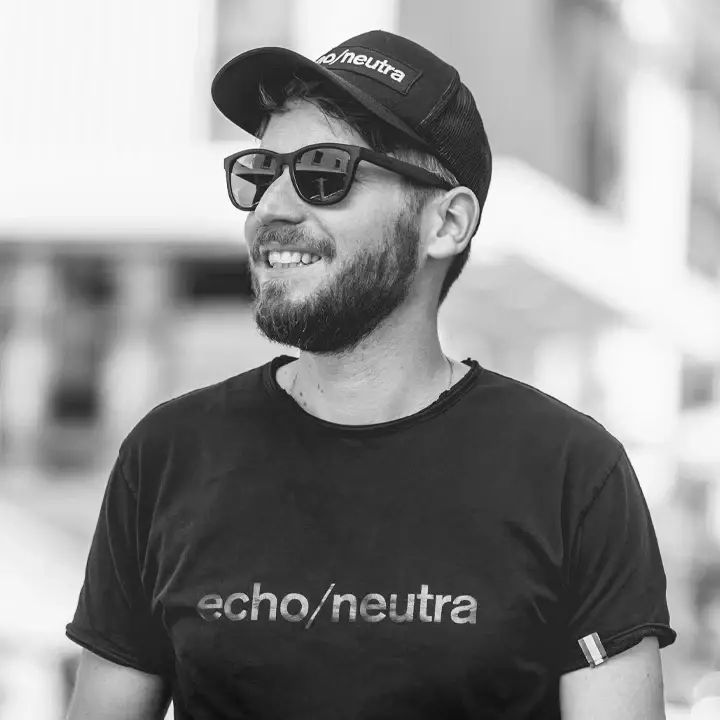 Echo/Neutra. Mariaż włoskiej szkoły designu z inżynierią lotniczą 