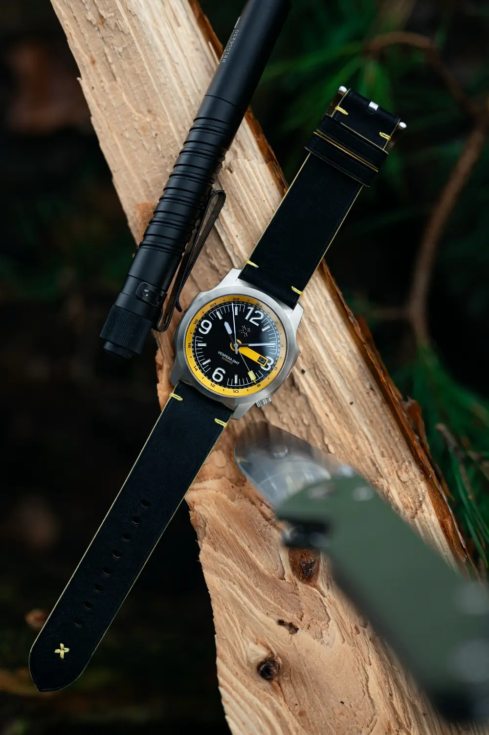 Nadir Vespera GMT. Polska marka poszerza kolekcję GMT o nowe wersje