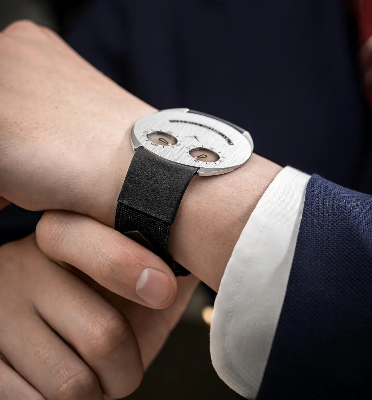 Ultra-cienki zegarek Konstantin Chaykin ThinKing Mystery. 