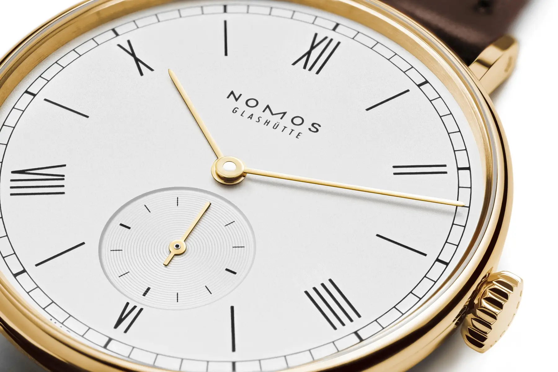 Nomos Ludwig gold i Tangente gold. Klasyczne zegarki mechaniczne z kopertami ze złota