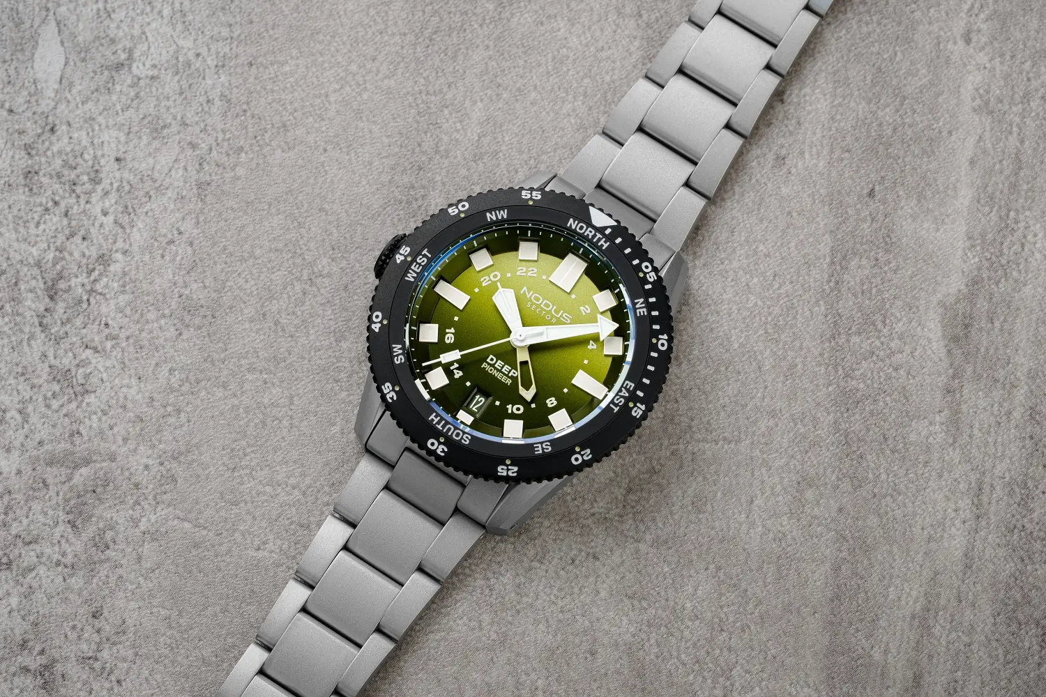 Nodus Watches. Badanie i projektowanie zegarków z Los Angeles