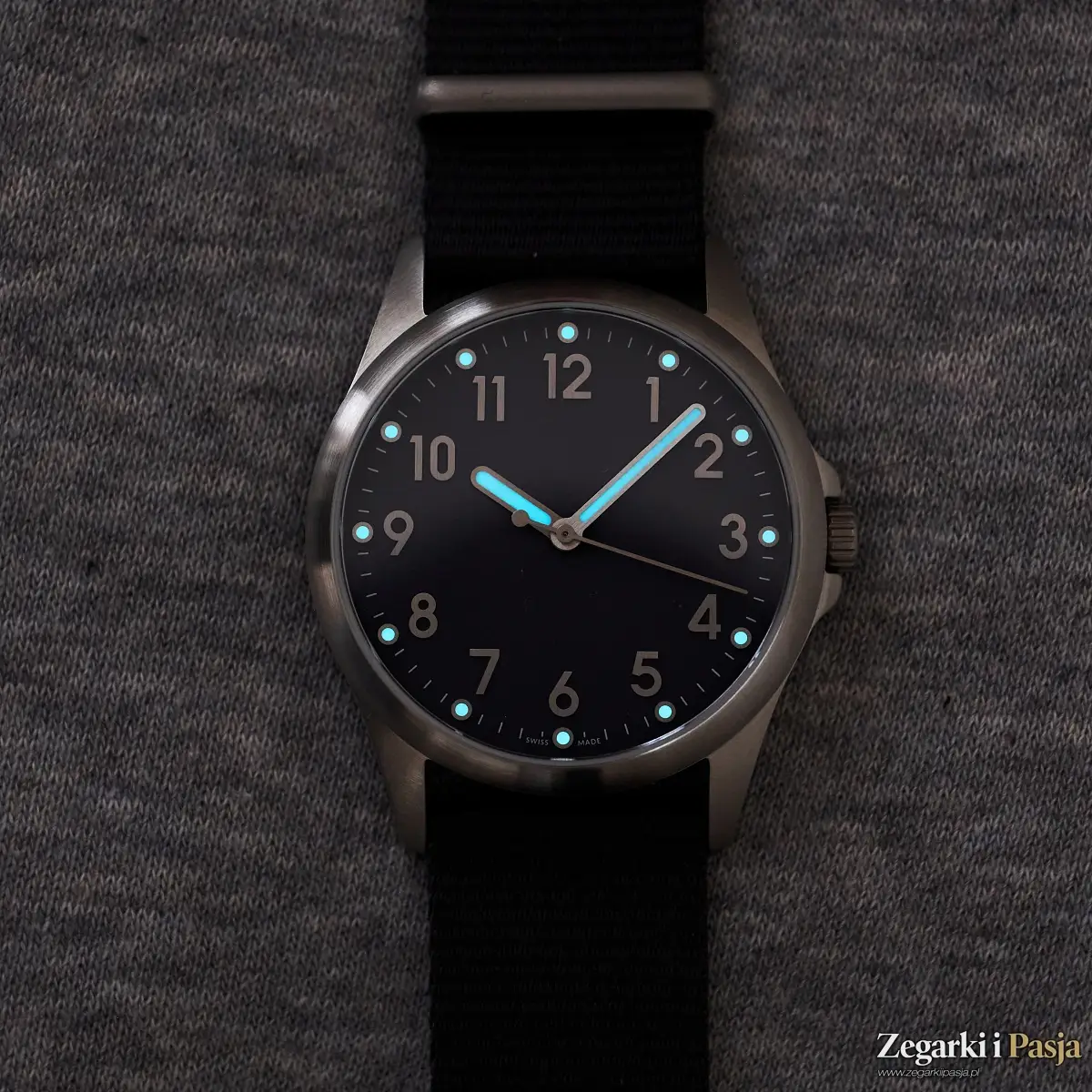 Recenzja: Mudita Radiant. Zegarek polowy dla wyznających zasadę JOMO