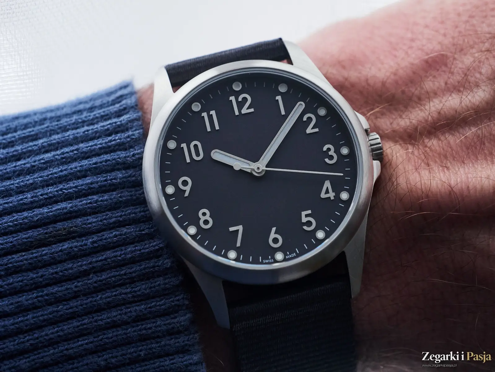 Recenzja: Mudita Radiant. Zegarek polowy dla wyznających zasadę JOMO