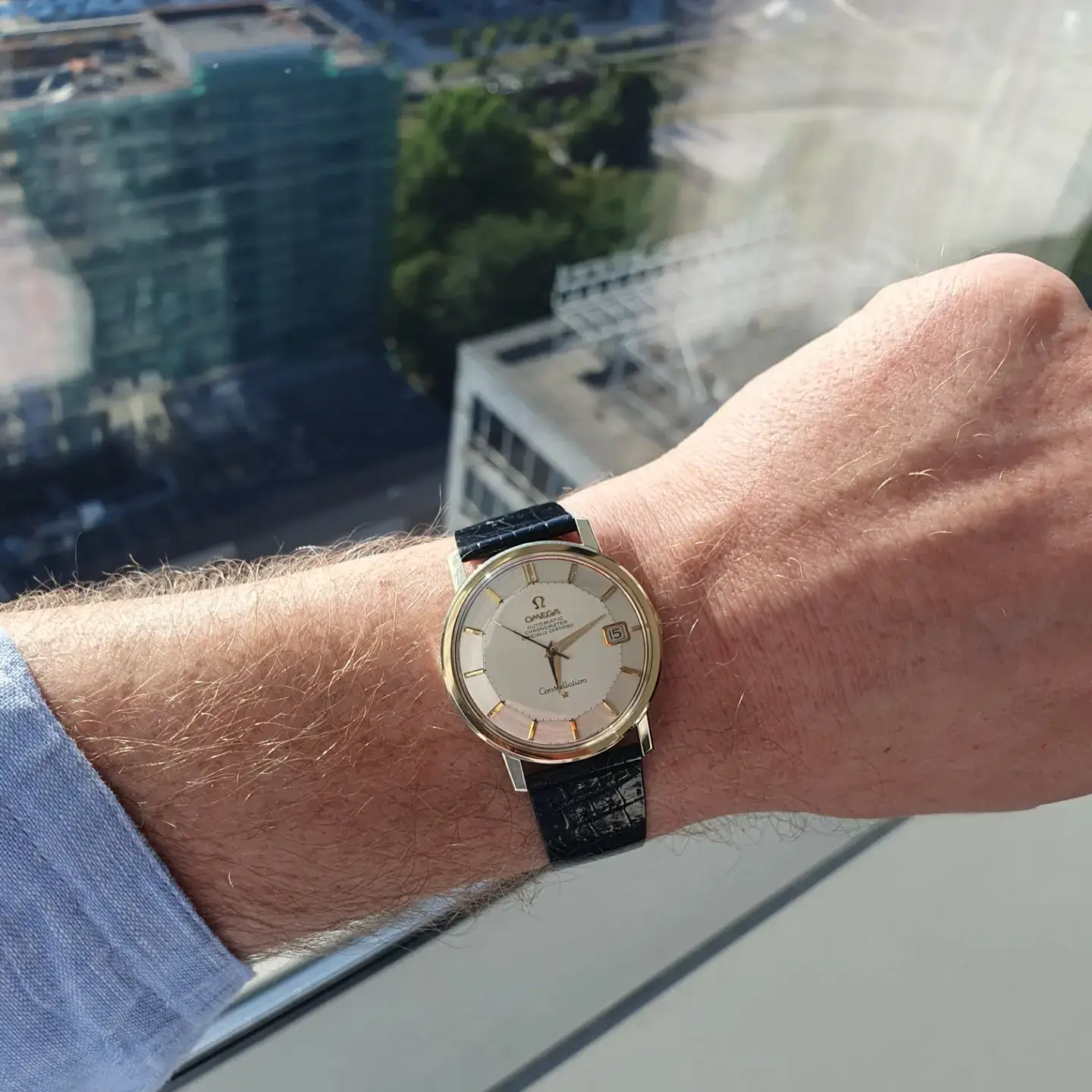 Omega Constellation Observatory. Pierwszy zegarek z dwiema wskazówkami i certyfikatem Master Chronometer