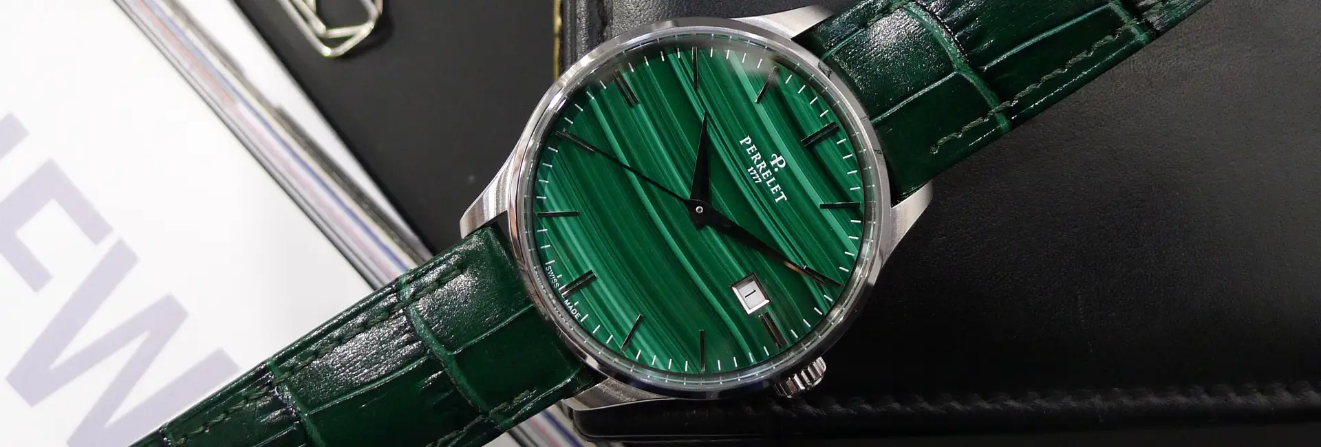 Tarcza o intensywnej barwie i unikalnych wzorach